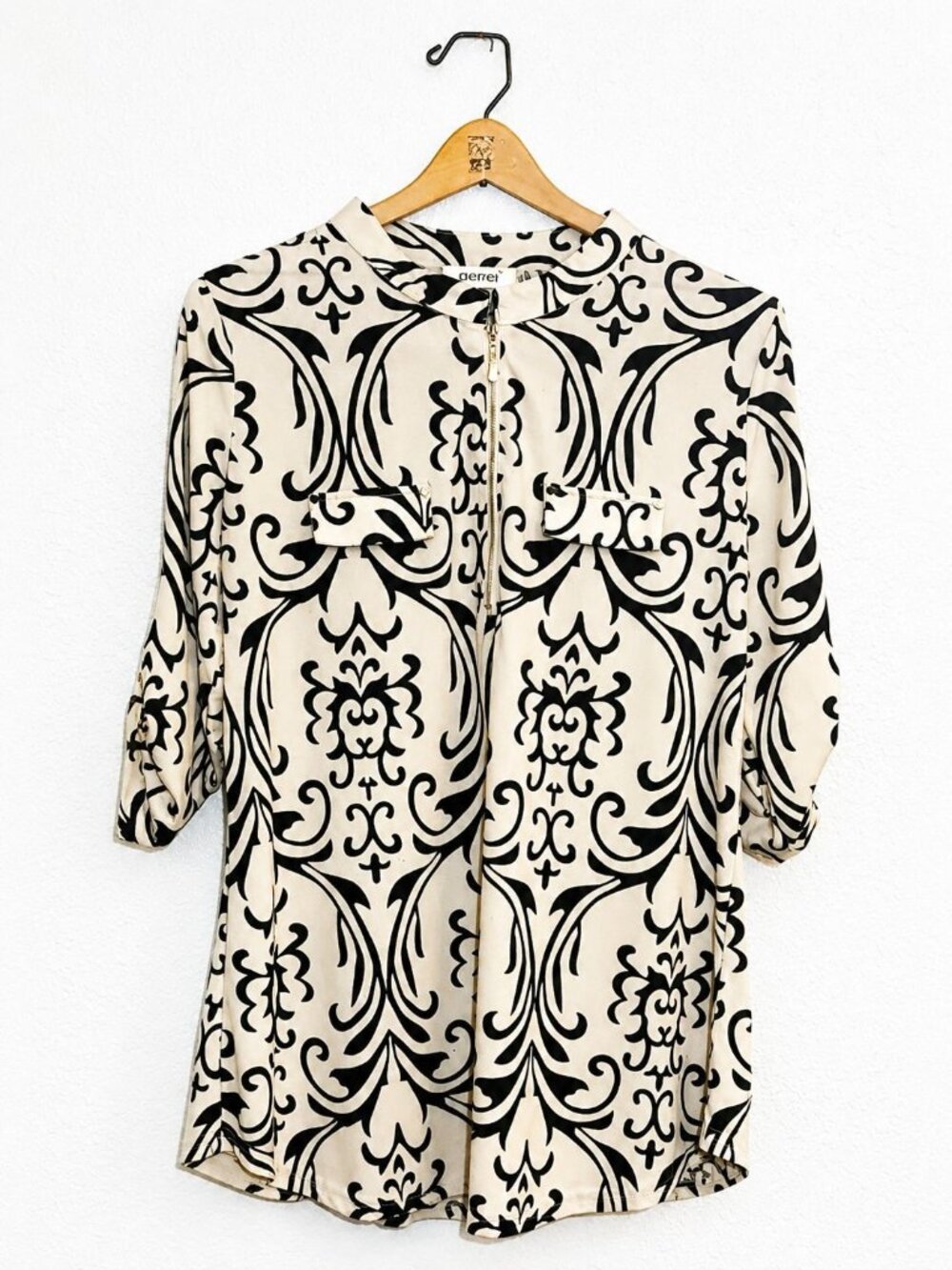 ROSWEAR Women's Black Tan Paisley Blouse L V Neck Ruched Sleeve Career Top - Picture 2 of 3